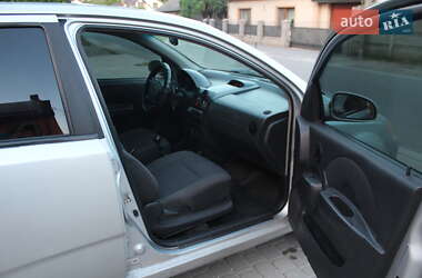Седан Chevrolet Aveo 2005 в 