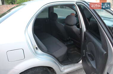 Седан Chevrolet Aveo 2005 в 