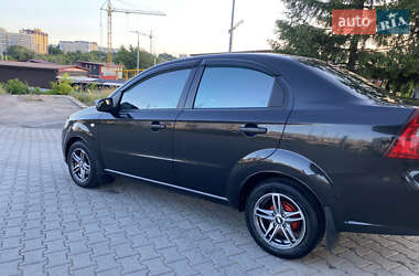 Седан Chevrolet Aveo 2006 в Хмельницькому