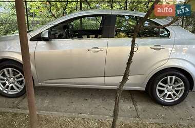 Седан Chevrolet Aveo 2012 в 
