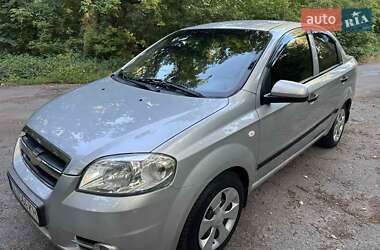 Седан Chevrolet Aveo 2010 в Каменском