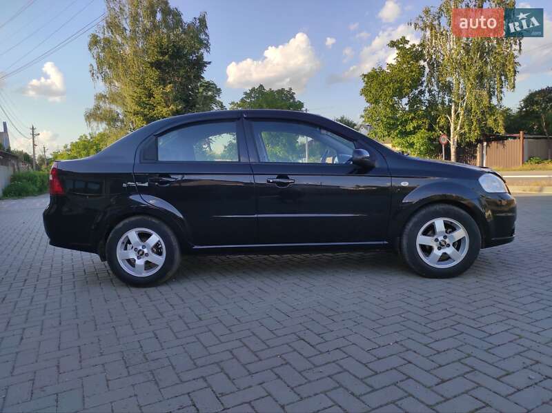 Седан Chevrolet Aveo 2007 в Харькове