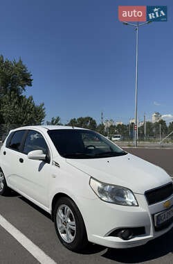 Хэтчбек Chevrolet Aveo 2009 в Киеве
