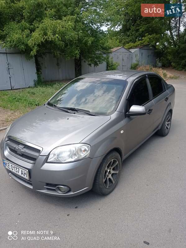 Седан Chevrolet Aveo 2011 в Днепре