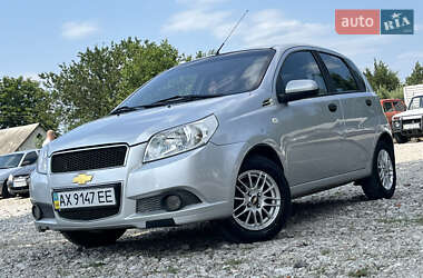 Хэтчбек Chevrolet Aveo 2011 в Харькове