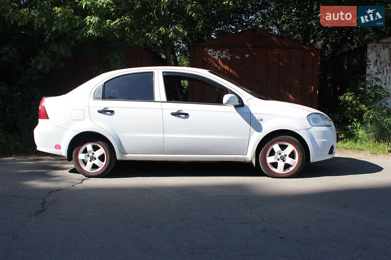 Седан Chevrolet Aveo 2006 в Києві фото 10 Седан Chevrolet Aveo 2006 в Києві