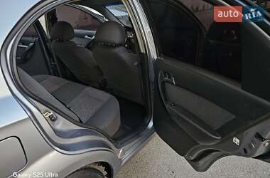 Седан Chevrolet Aveo 2006 в 