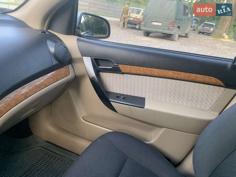 Седан Chevrolet Aveo 2008 в Львове фото 3 Седан Chevrolet Aveo 2008 в Львове