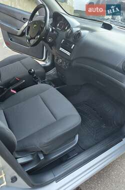 Седан Chevrolet Aveo 2006 в 