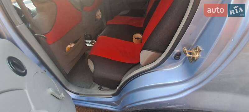 Седан Chevrolet Aveo 2005 в Хмельницком