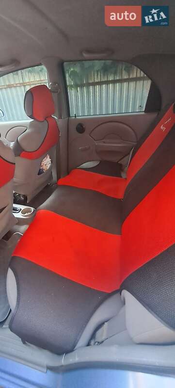 Седан Chevrolet Aveo 2005 в Хмельницком
