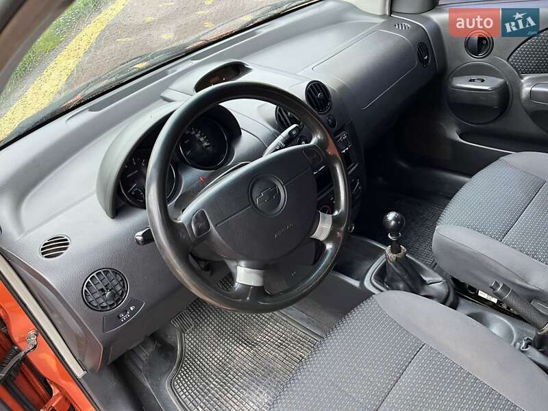Седан Chevrolet Aveo 2006 в Бережанах