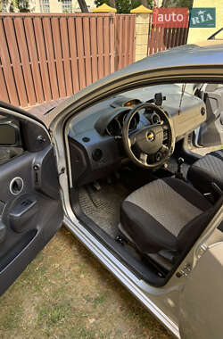 Хэтчбек Chevrolet Aveo 2008 в 