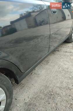 Седан Chevrolet Aveo 2004 в 