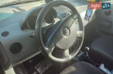 Седан Chevrolet Aveo 2004 в 