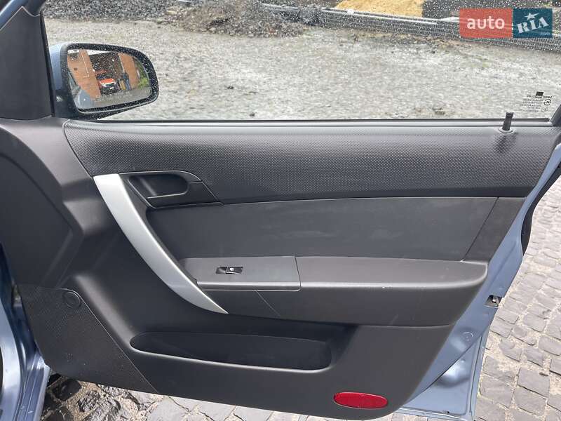 Седан Chevrolet Aveo 2007 в Луцьку