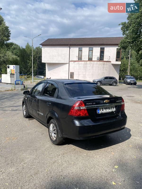 Седан Chevrolet Aveo 2007 в Киеве