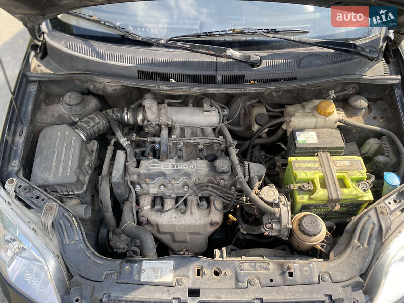 Седан Chevrolet Aveo 2007 в Киеве
