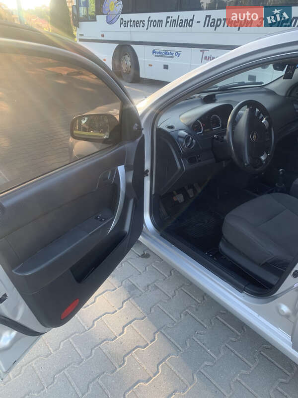 Седан Chevrolet Aveo 2006 в Житомире