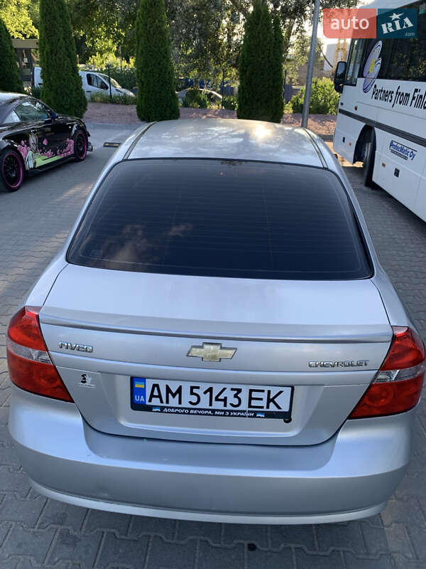 Седан Chevrolet Aveo 2006 в Житомире
