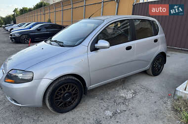 Хэтчбек Chevrolet Aveo 2008 в 