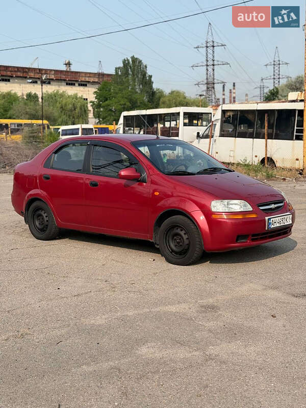 Седан Chevrolet Aveo 2005 в 