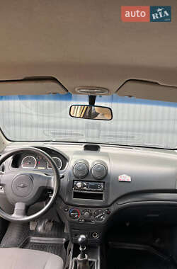 Седан Chevrolet Aveo 2011 в 