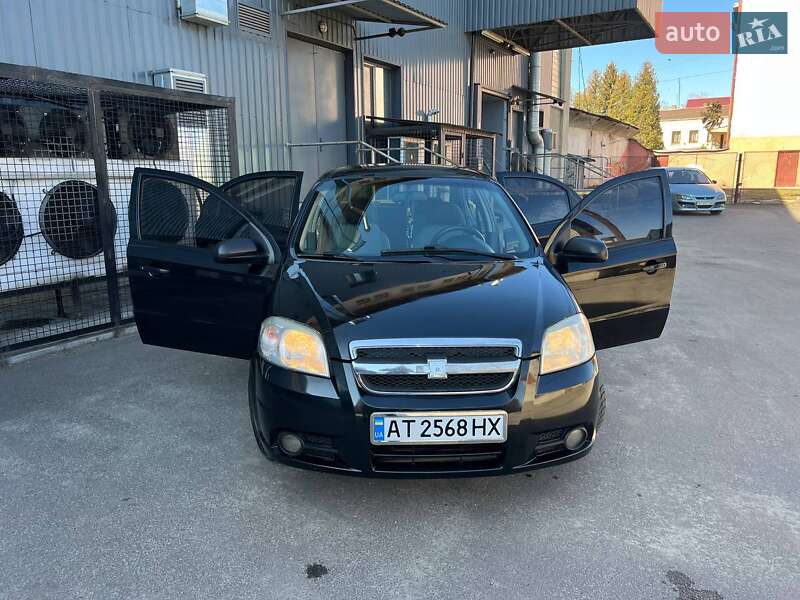 Седан Chevrolet Aveo 2008 в Тлумаче