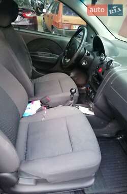 Седан Chevrolet Aveo 2006 в 