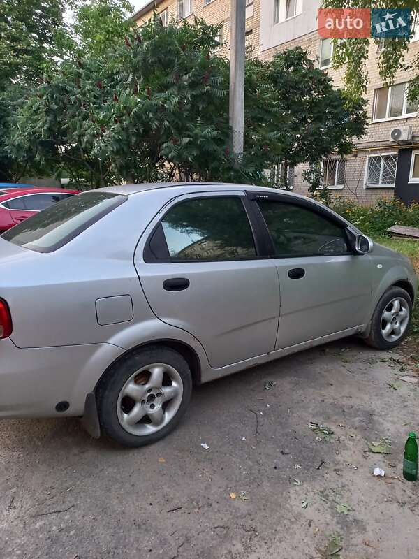 Седан Chevrolet Aveo 2006 в Харькове