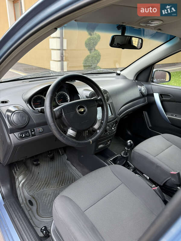 Седан Chevrolet Aveo 2007 в Косове
