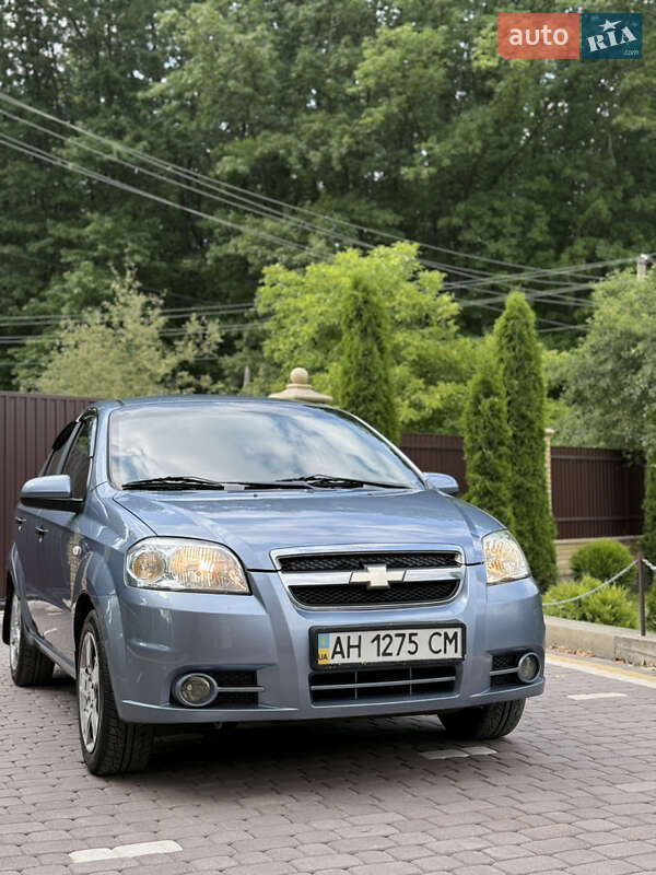 Седан Chevrolet Aveo 2007 в Косове