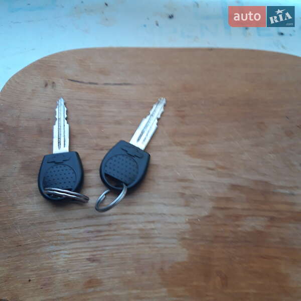 Хетчбек Chevrolet Aveo 2008 в Новомосковську