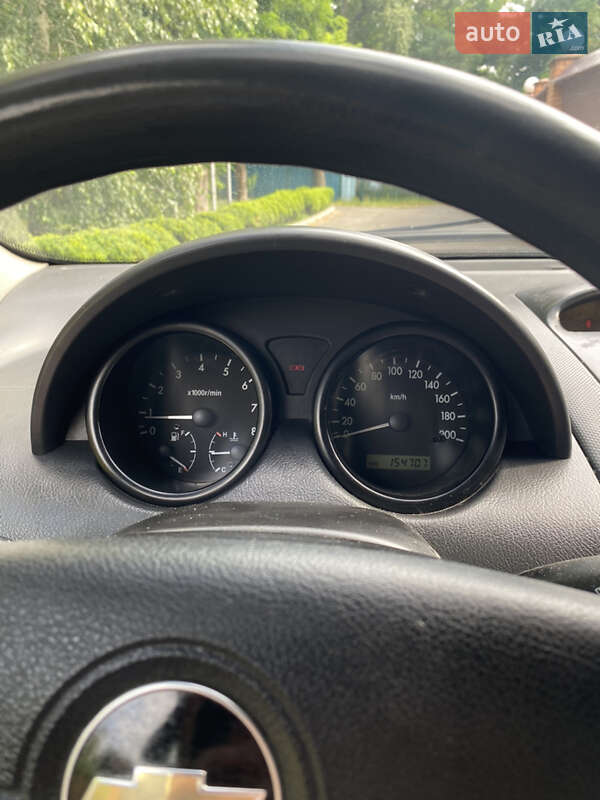 Хэтчбек Chevrolet Aveo 2008 в Вышгороде