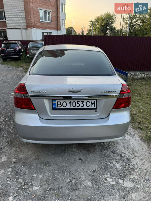 Седан Chevrolet Aveo 2008 в Тернополе