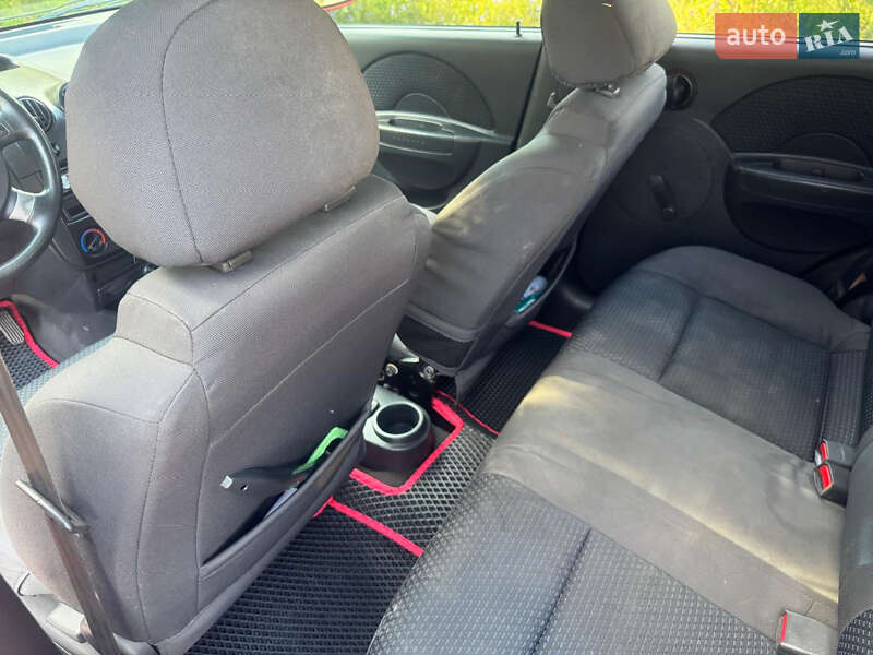 Хэтчбек Chevrolet Aveo 2008 в Харькове