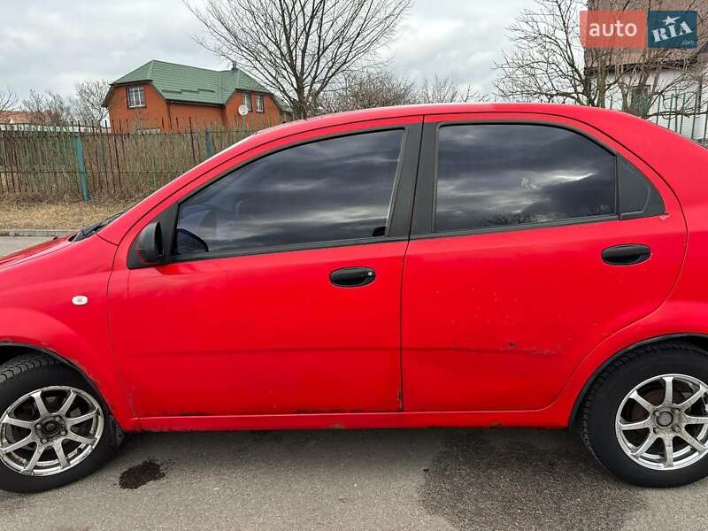 Седан Chevrolet Aveo 2006 в Обухове