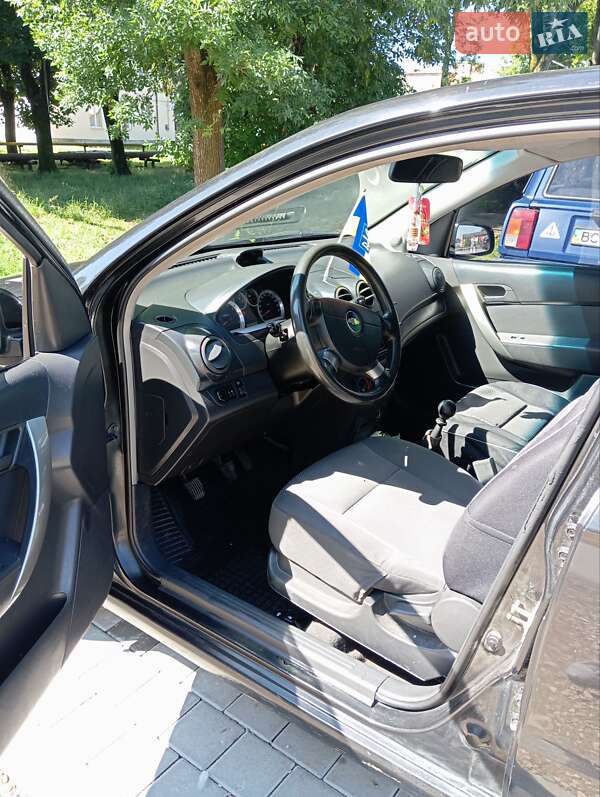 Седан Chevrolet Aveo 2006 в Самборе