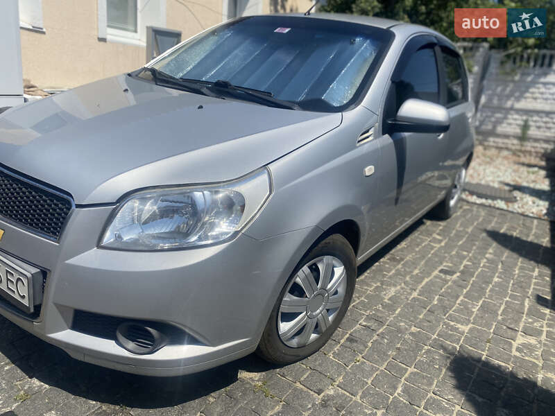 Хэтчбек Chevrolet Aveo 2009 в Харькове