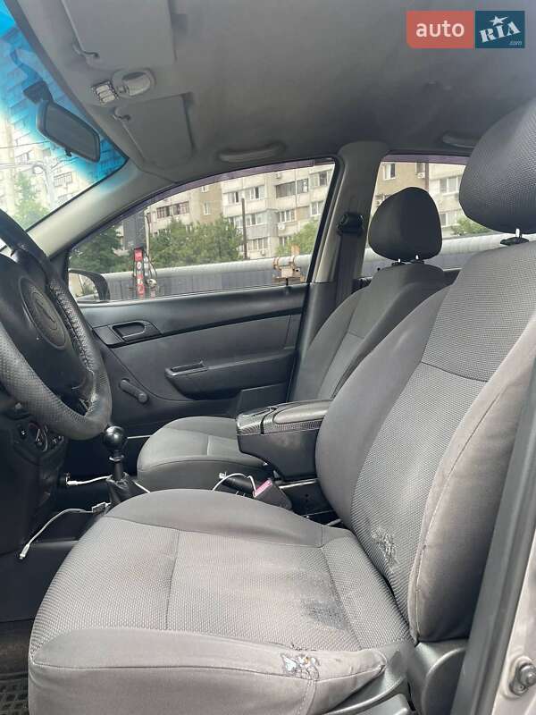 Седан Chevrolet Aveo 2007 в Киеве