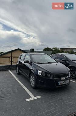 Хэтчбек Chevrolet Aveo 2012 в Ровно