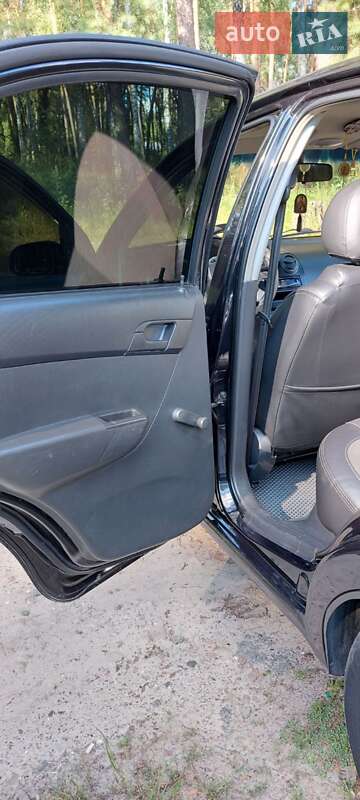 Седан Chevrolet Aveo 2011 в Шостке