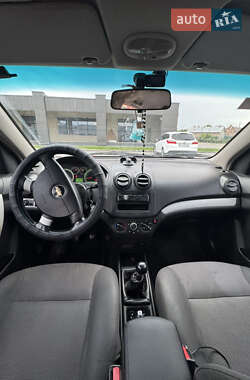 Седан Chevrolet Aveo 2010 в 