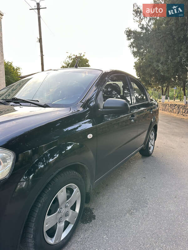 Седан Chevrolet Aveo 2007 в Новой Одессе