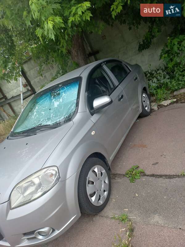 Седан Chevrolet Aveo 2007 в Киеве
