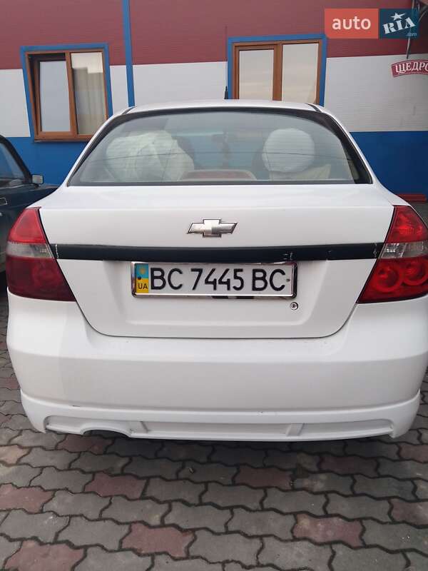 Седан Chevrolet Aveo 2007 в Львове