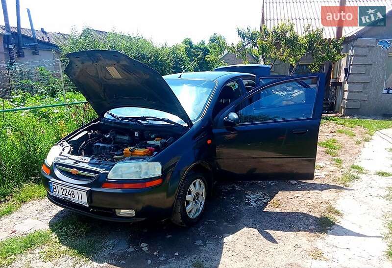 Седан Chevrolet Aveo 2005 в Пирятине