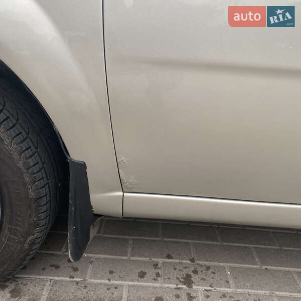 Седан Chevrolet Aveo 2005 в Умани