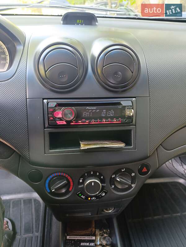 Седан Chevrolet Aveo 2009 в Запорожье