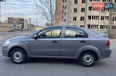 Седан Chevrolet Aveo 2011 в 